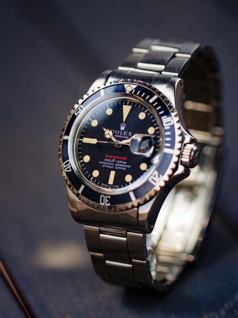 rolex submariner 1680 red